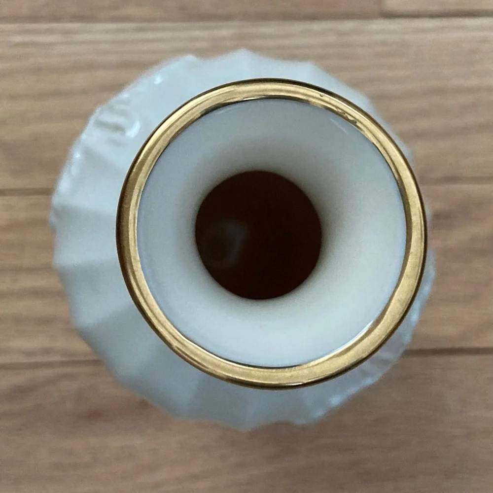 Vintage 80’s Lenox Classic Off White Porcelain Bud Vase with 24K Gold Trim.